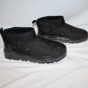 NEW UGG WOMEN'S ULTRA MINI ALL OVER LOGO PLATFORM ANKLE BOOTS BLACK